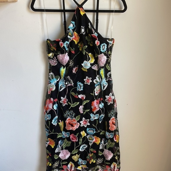 Venus Colorful Floral Embroidered Dress - Picture 4 of 6